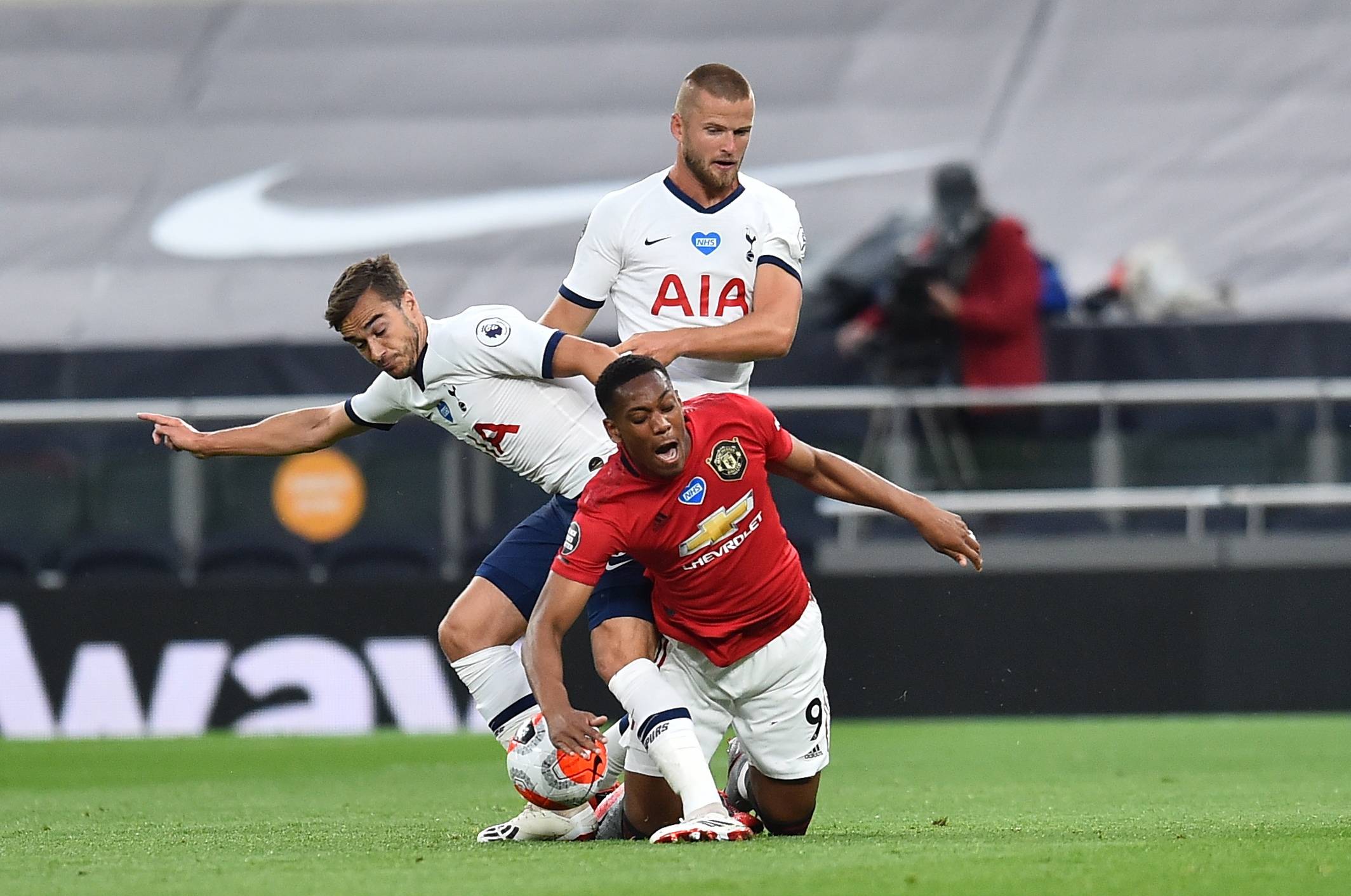 观战台：皇马对决曼城+国米战红军 枪手冲击欧冠六连胜