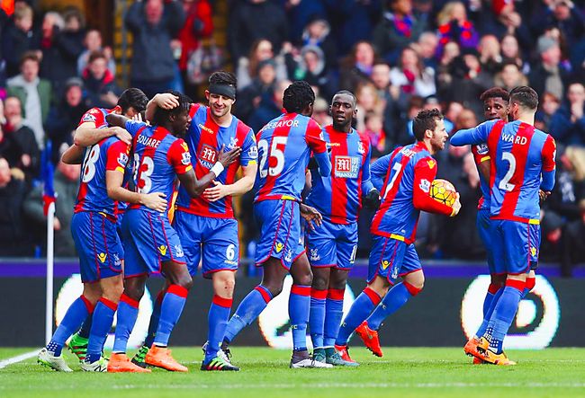 申花3-1津门虎连续两年屈居亚军，李嗣镕首秀即破门，吴曦点射