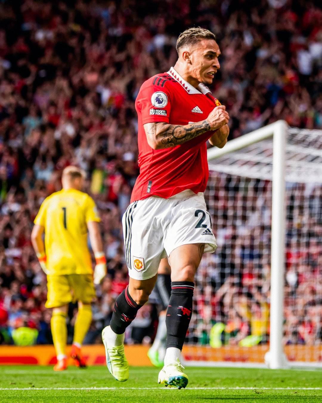 0点下班！孙颖莎太累了，或迎27小时5赛，体能精力双重考验（熬到零点收工，孙颖莎或27小时5战，体能与精力面临双重挑战）