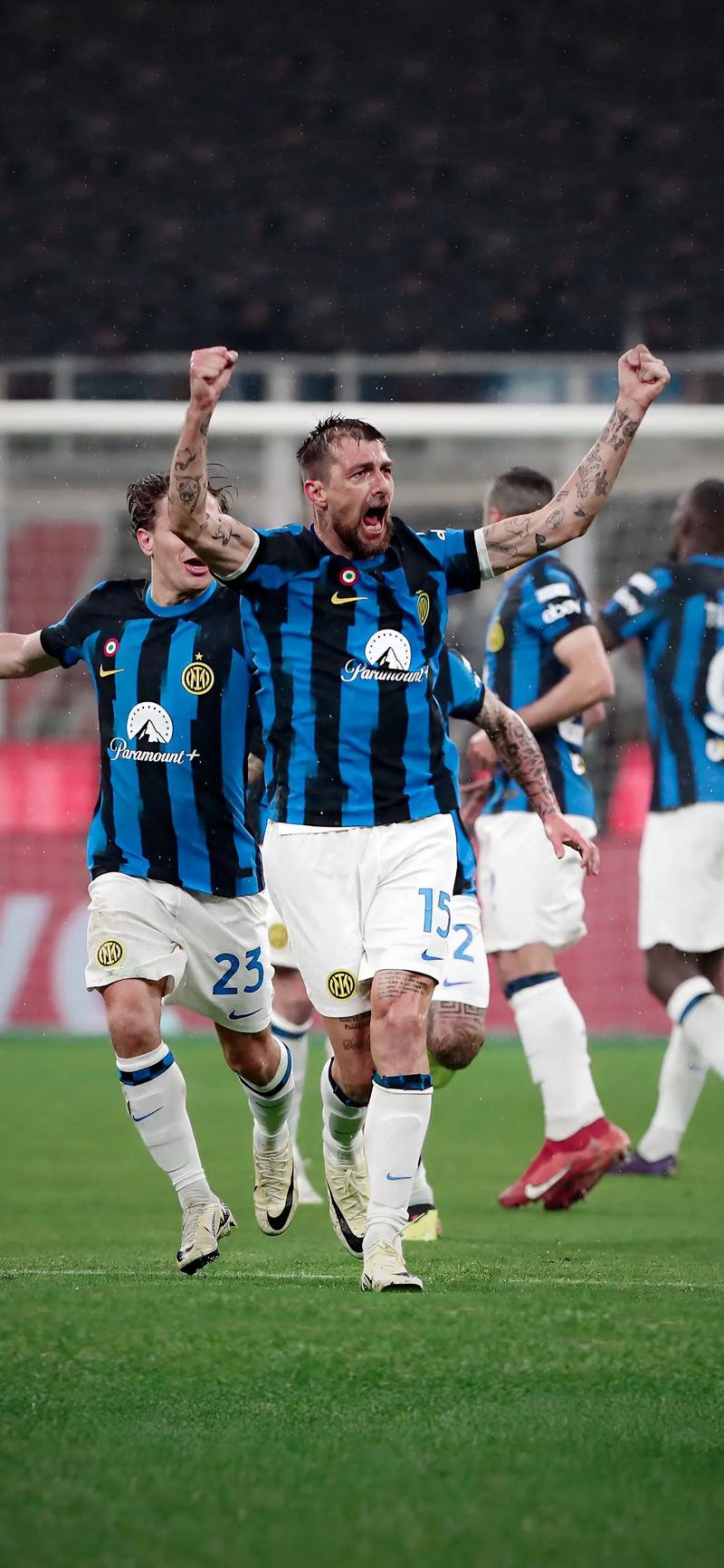 17年前的今天阿森纳战胜曼联，纳斯里踢出生涯最佳一战（17年前今日，阿森纳击败曼联，纳斯里奉献巅峰一战）