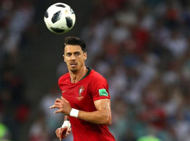 意甲第十四轮：阿莱格里的米兰在都灵争夺榜首（意甲第14轮：阿莱格里率米兰客战都灵冲击榜首）