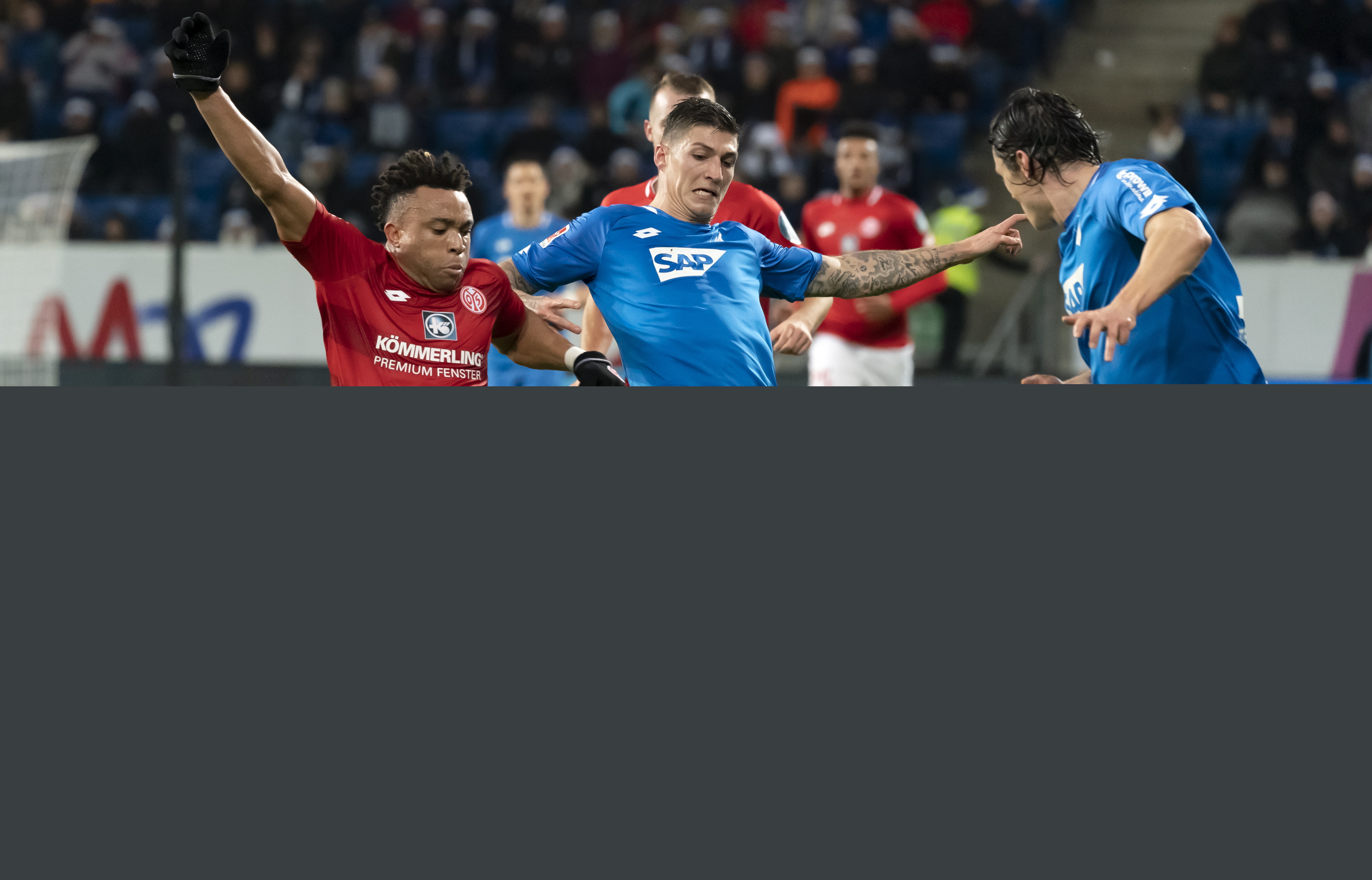 坐镇中场，指挥调度🪄让我们一起继续创造新的历史⭐（掌控中场，运筹帷幄🪄携手续写全新辉煌⭐）